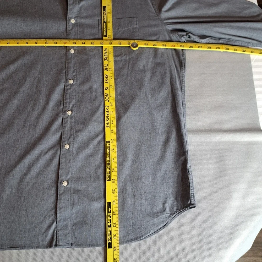 J.Crew Men's Collared Button-Down Shirt‎ Size XLT Gray Long Sleeves
